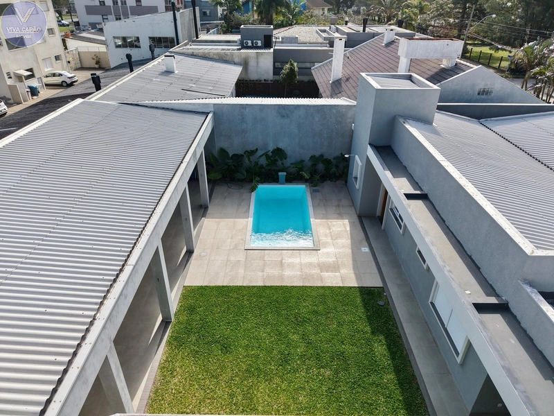 CASA À VENDA EM ATLÂNTIDA: 4ª foto da galeria de imagens do imóvel