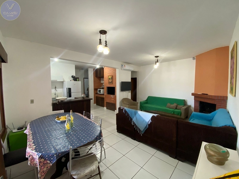 OPORTUNIDADE EM XANGRILÁ CENTRO – CASA COM PISCINA E QUIOSQUE: 1ª foto da galeria de imagens do imóvel
