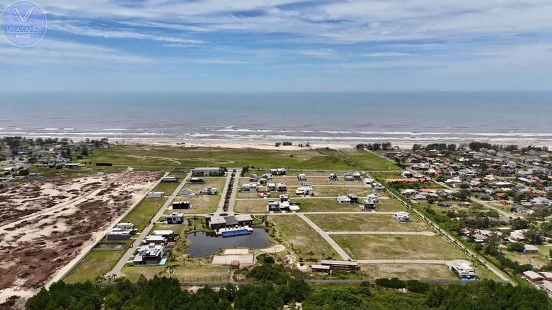 CASA EM CONDOMÍNIO JUNTO AO MAR, VALOR DE OCASIÃO: 4ª foto da galeria de imagens do imóvel