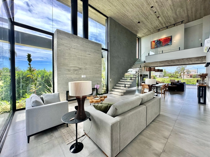 SOBRADO ALTO PADRÃO  CONDOMÍNIO SEA COAST: 3ª foto da galeria de imagens do imóvel