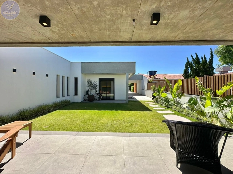 CASA MOBILIADA DECORADA NO CENTRO XANGRI-LÁ A POUCOS METROS DO MAR: 14ª foto da galeria de imagens do imóvel