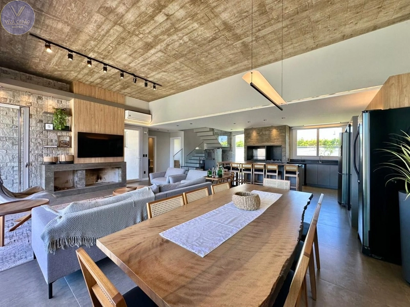 SOBRADO À VENDA EM XANGRI-LÁ, PRÓXIMO AO MAR: 14ª foto da galeria de imagens do imóvel