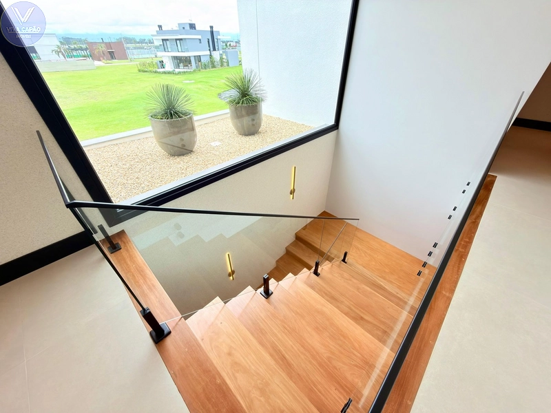 SOBRADO À BEIRA LAGO  ALTO PADRÃO - MOBILIADO & DECORADO: 46ª foto da galeria de imagens do imóvel