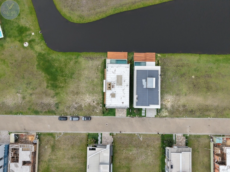 SOBRADO À BEIRA LAGO  ALTO PADRÃO - MOBILIADO & DECORADO: 62ª foto da galeria de imagens do imóvel