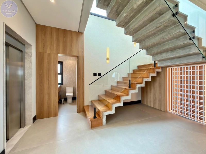 SOBRADO À BEIRA LAGO  ALTO PADRÃO - MOBILIADO & DECORADO: 5ª foto da galeria de imagens do imóvel