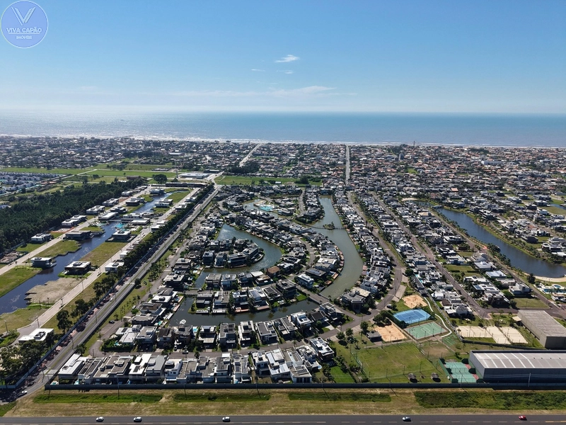 RESIDÊNCIA DE ALTO PADRÃO NO MALIBU – 5 SUÍTES E PISCINA PRIVATIVA: 54ª foto da galeria de imagens do imóvel