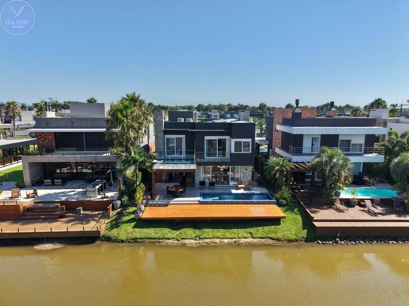 RESIDÊNCIA DE ALTO PADRÃO NO MALIBU – 5 SUÍTES E PISCINA PRIVATIVA: 4ª foto da galeria de imagens do imóvel