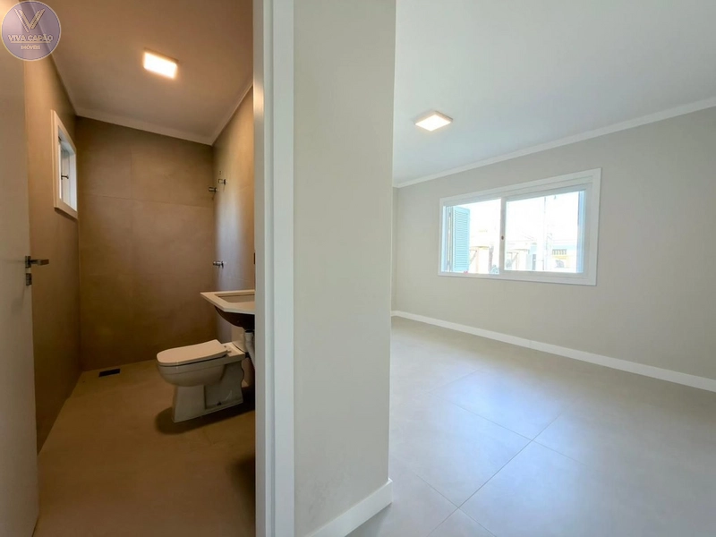 CASA TÉRREA NO CENTRO DE XANGRI-LÁ, FRENTE LESTE, DIVISA COM ATLÂNTIDA: 21ª foto da galeria de imagens do imóvel