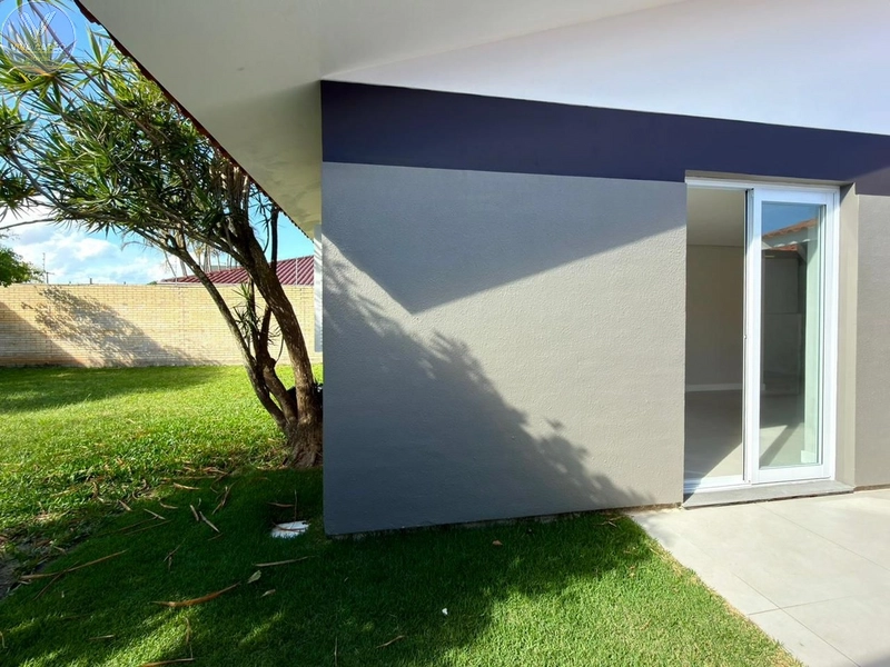 CASA TÉRREA NO CENTRO DE XANGRI-LÁ, FRENTE LESTE, DIVISA COM ATLÂNTIDA: 12ª foto da galeria de imagens do imóvel