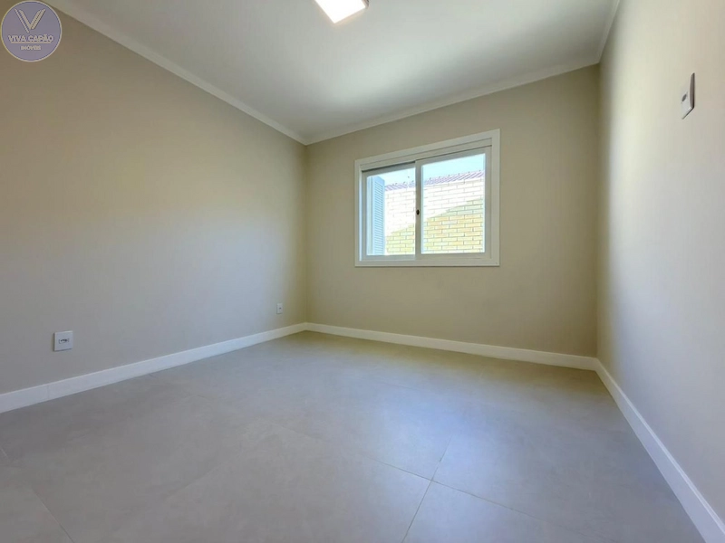 CASA TÉRREA NO CENTRO DE XANGRI-LÁ, FRENTE LESTE, DIVISA COM ATLÂNTIDA: 20ª foto da galeria de imagens do imóvel