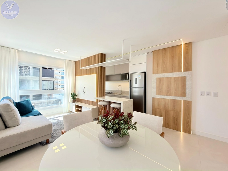 APARTAMENTO À VENDA, POUCOS PASSOS DO MAR!: 4ª foto da galeria de imagens do imóvel