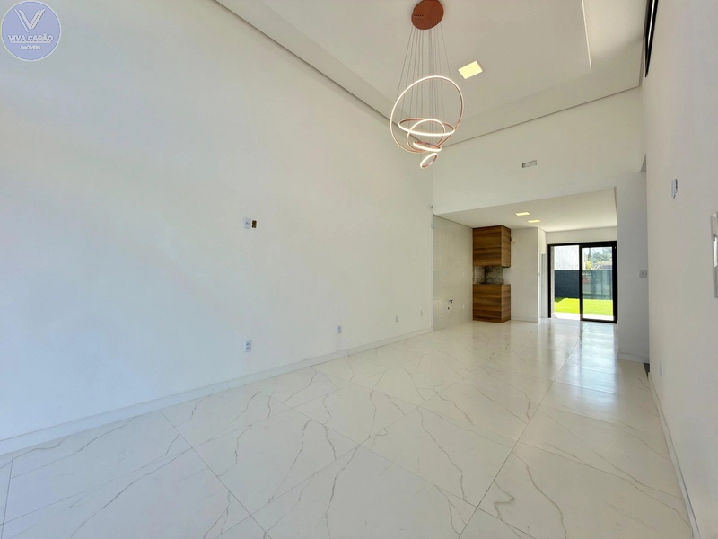 CASA COM 04 SUÍTES NO BAIRRO ARAÇÃO A 300 METROS DO MAR: 8ª foto da galeria de imagens do imóvel