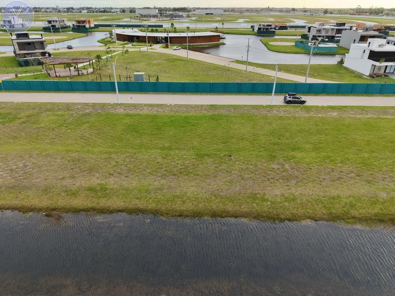 TERRENO DE 240 M² NO CONDOMÍNIO WAVE: 13ª foto da galeria de imagens do imóvel