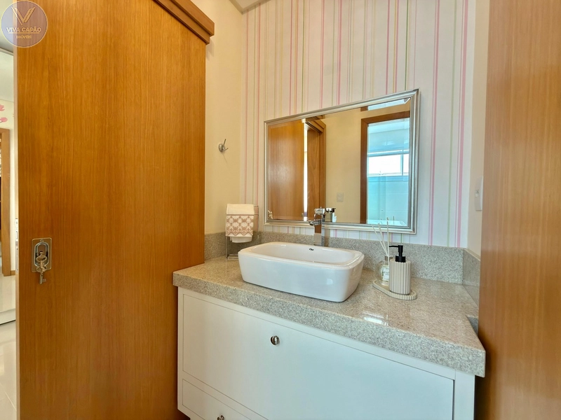 VENDO APARTAMENTO 14º ANDAR – VISTA PANORÂMICA PARA O MAR, RIO E SERRA: 24ª foto da galeria de imagens do imóvel