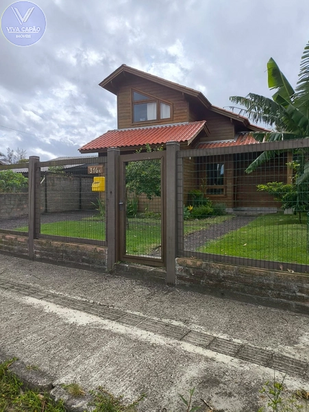 RESIDÊNCIA RÚSTICA EM MADEIRA – 5 DORMITÓRIOS | 2 BANHEIROS | 12x30