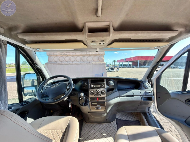 MOTOR-CASA/MICROONIBUS IVECO, IMPECÁVEL: 10ª foto da galeria de imagens do imóvel