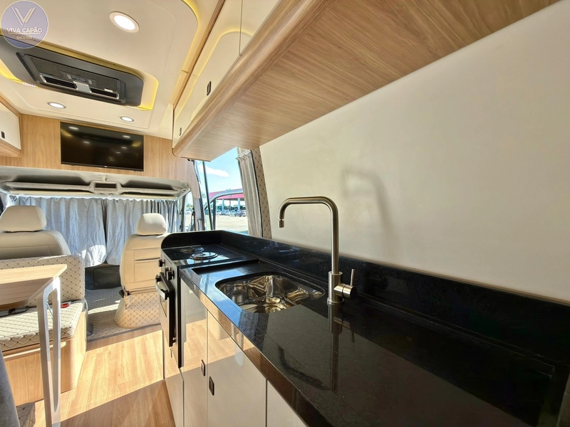 MOTOR-CASA/MICROONIBUS IVECO, IMPECÁVEL: 14ª foto da galeria de imagens do imóvel