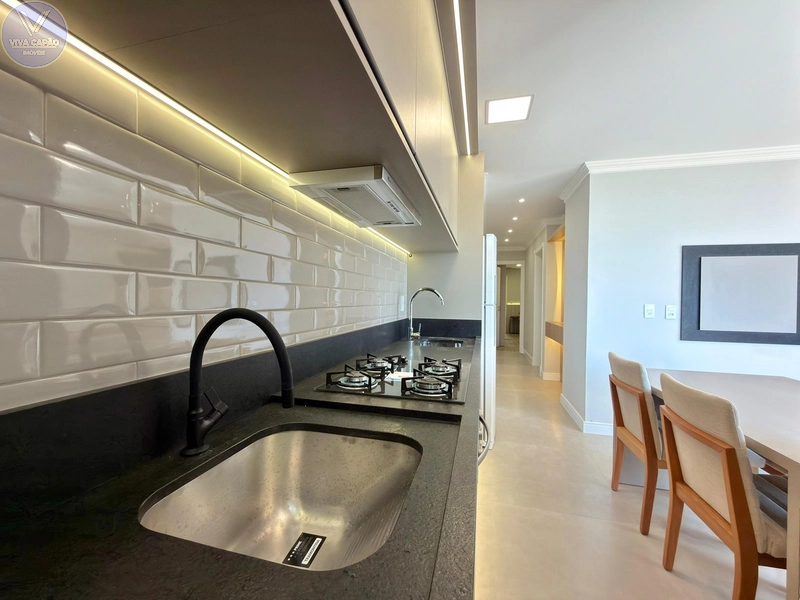 APARTAMENTO À VENDA EM CAPÃO DA CANOA COM SACADA DE FRENTE E VISTA MAR: 15ª foto da galeria de imagens do imóvel