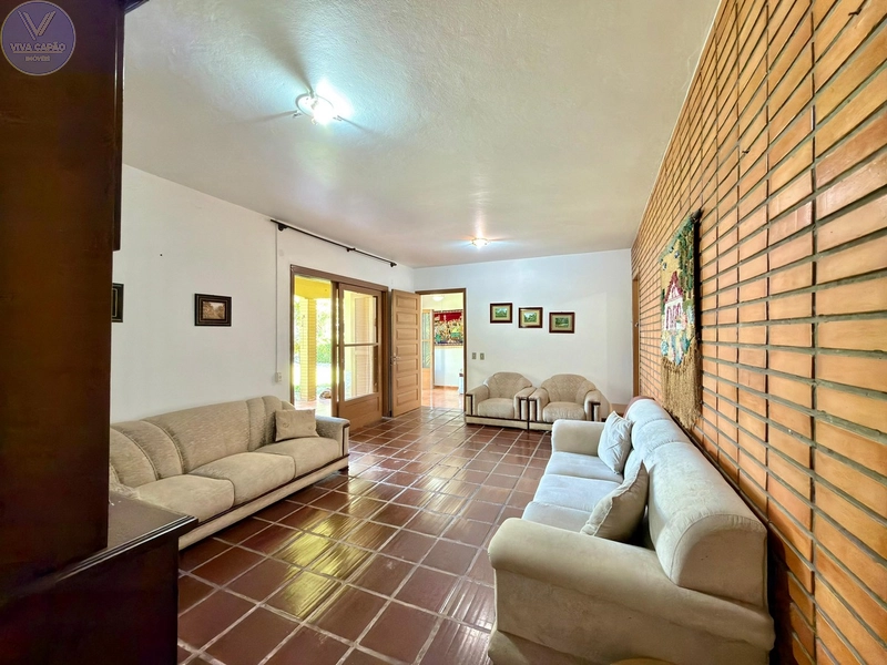 CASA DE FRENTE COM PISCINA MAIS APARTAMENTOS BOA OPÇÃO PARA POUSADA: 13ª foto da galeria de imagens do imóvel
