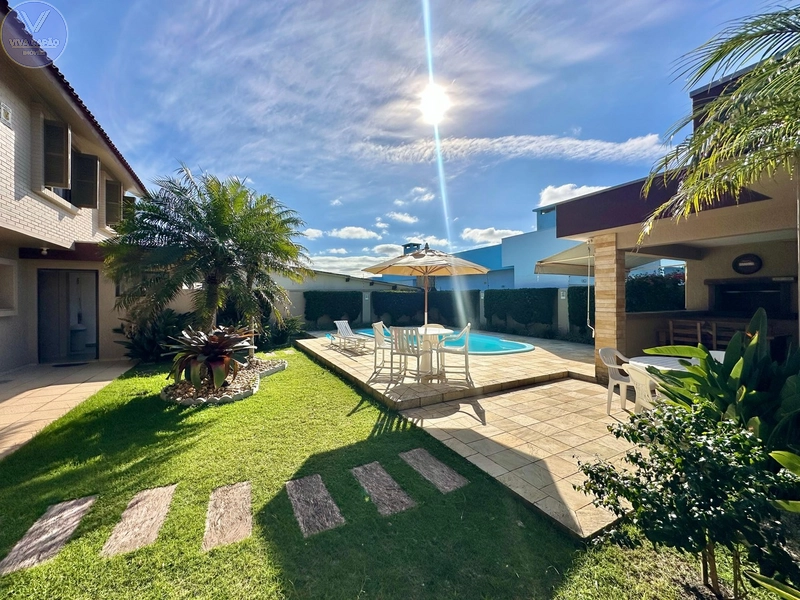 SOBRADO NO CENTRO DE XANGRILA - COM PISCINA: 19ª foto da galeria de imagens do imóvel