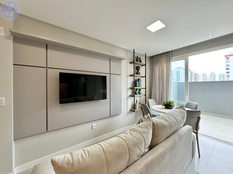 APARTAMENTO COM INFRA COMPLETA e 02 TERRAÇOS