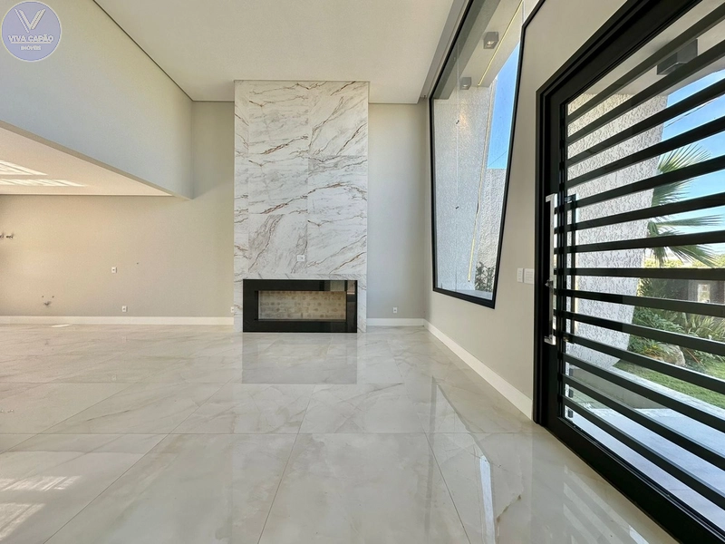 CASA À VENDA  CONDOMÍNIO TERRASUL  COM ARQUITETURA MODERNA: 3ª foto da galeria de imagens do imóvel