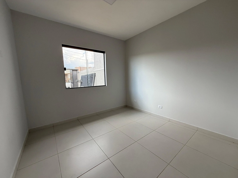Casa bem localizada no Nações!: 7ª foto da galeria de imagens do imóvel