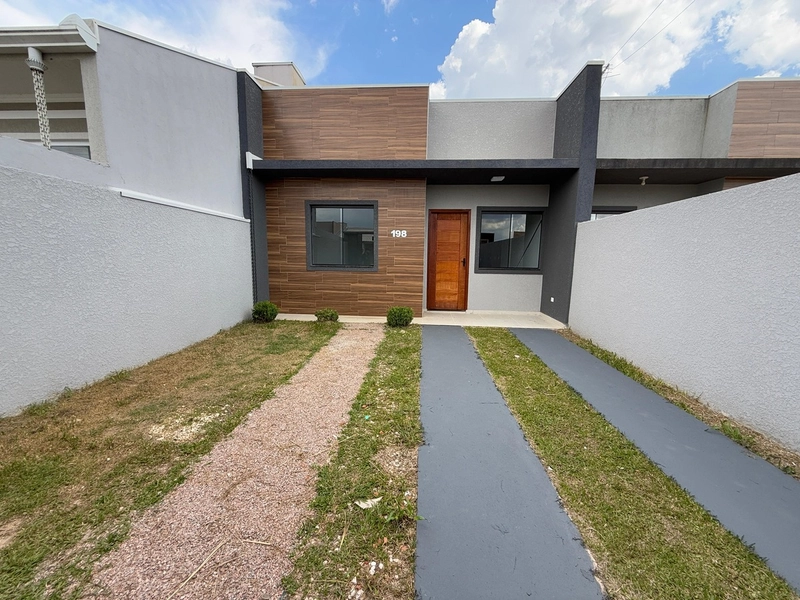 Casa bem localizada no Nações!: 1ª foto da galeria de imagens do imóvel