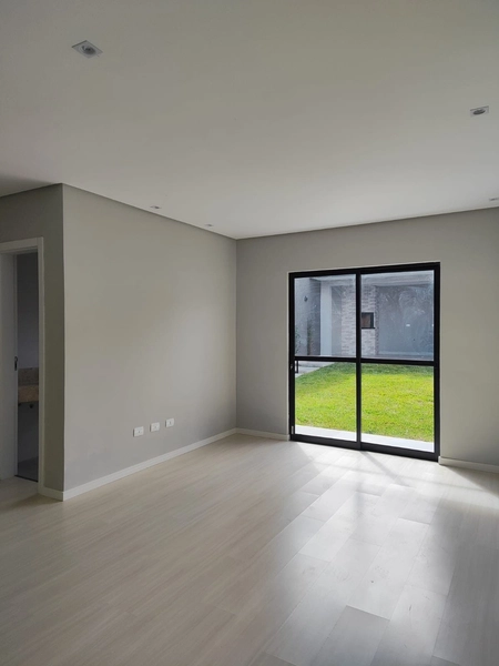 Casa Alto Padrão 120m²: 9ª foto da galeria de imagens do imóvel