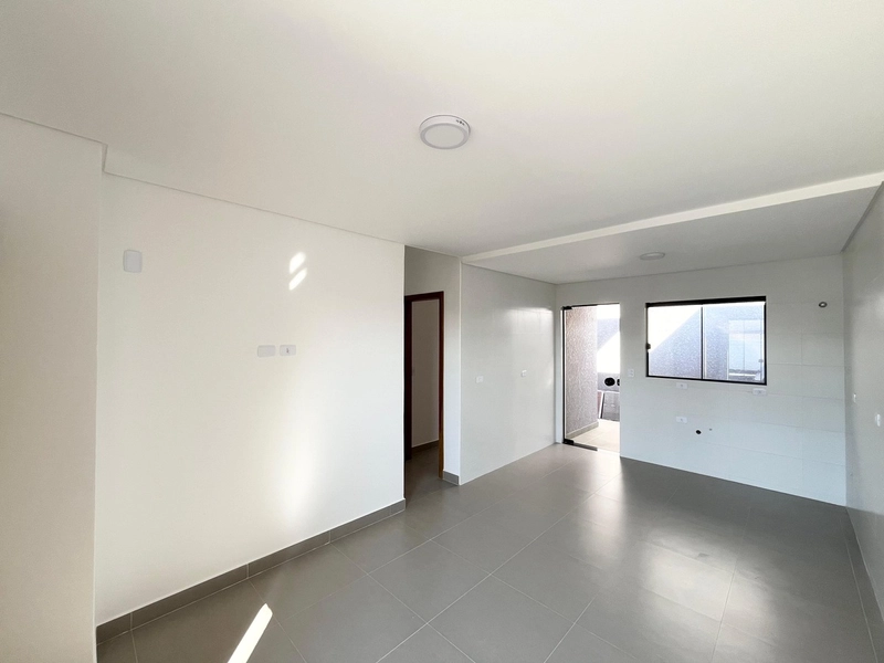 Casa localizada no bairro Iguaçu!: 2ª foto da galeria de imagens do imóvel