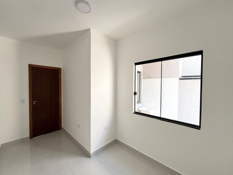Casa bem localizada no bairro Iguaçu!: 9ª foto da galeria de imagens do imóvel