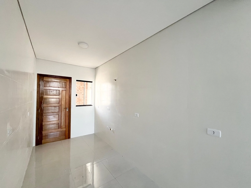 Casa bem localizada no bairro Iguaçu!: 4ª foto da galeria de imagens do imóvel