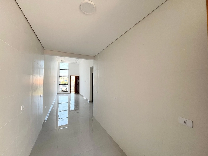 Casa bem localizada no bairro Iguaçu!: 3ª foto da galeria de imagens do imóvel