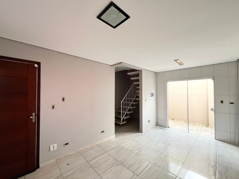 Casa Localizada no bairro Nações!: 7ª foto da galeria de imagens do imóvel