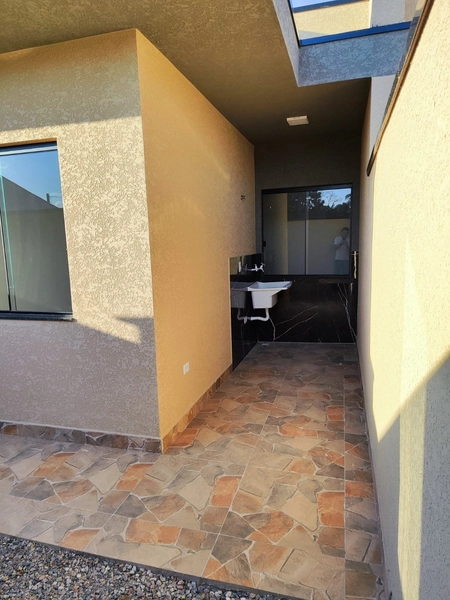 Linda casa 3 quartos com suíte de fino acabamento: 4ª foto da galeria de imagens do imóvel