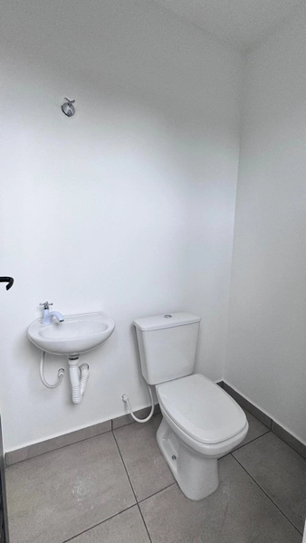 Linda casa de 3 quartos com suíte: 9ª foto da galeria de imagens do imóvel
