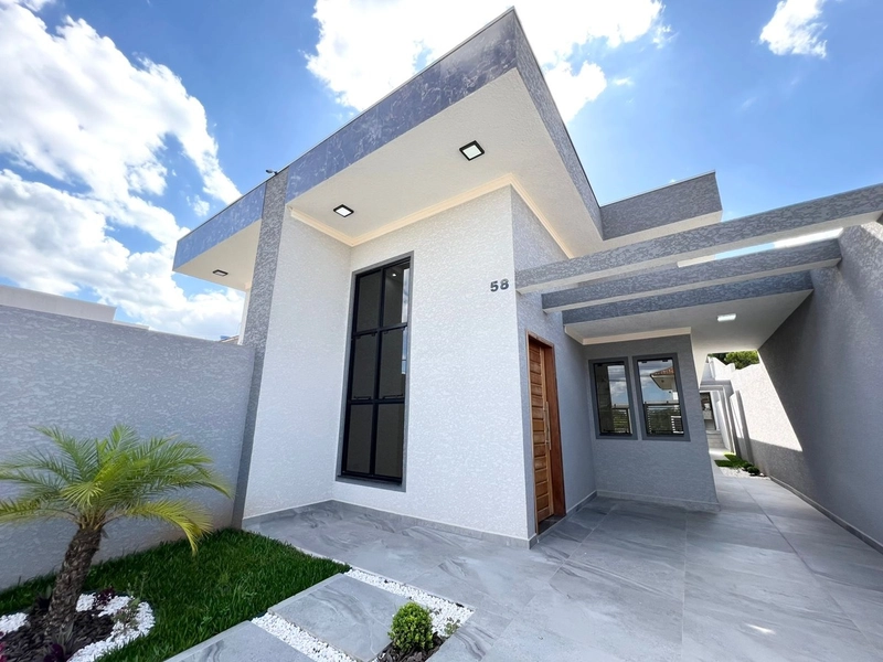 Belíssima casa com uma bela edícula nós fundos!: 1ª foto da galeria de imagens do imóvel