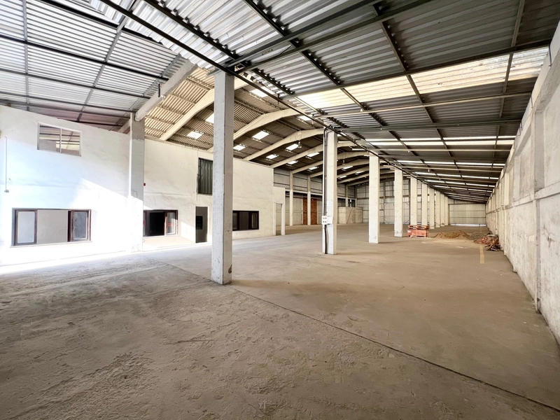 Barracão com uma ótima localização em Fazenda Rio Grande!: 2ª foto da galeria de imagens do imóvel