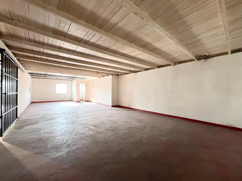 Barracão com uma ótima localização em Fazenda Rio Grande!: 8ª foto da galeria de imagens do imóvel