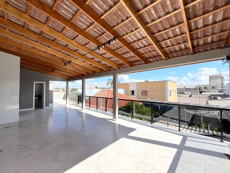 Casa com piscina e um espaço no terraço com churrasqueira!: 13ª foto da galeria de imagens do imóvel