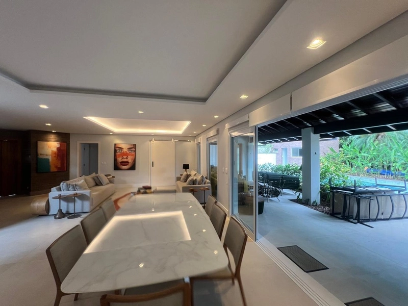 LINDA CASA EM ALTO PADRAO ! ESTUDA PERMUTA POR APTO PÉ NA AREIA: 4ª foto da galeria de imagens do imóvel