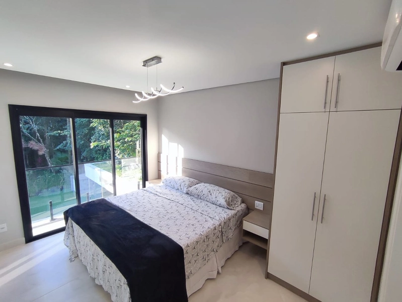 Casa à venda na Riviera de São Lourenço Módulo 28 Bertioga - Parcela: 14ª foto da galeria de imagens do imóvel