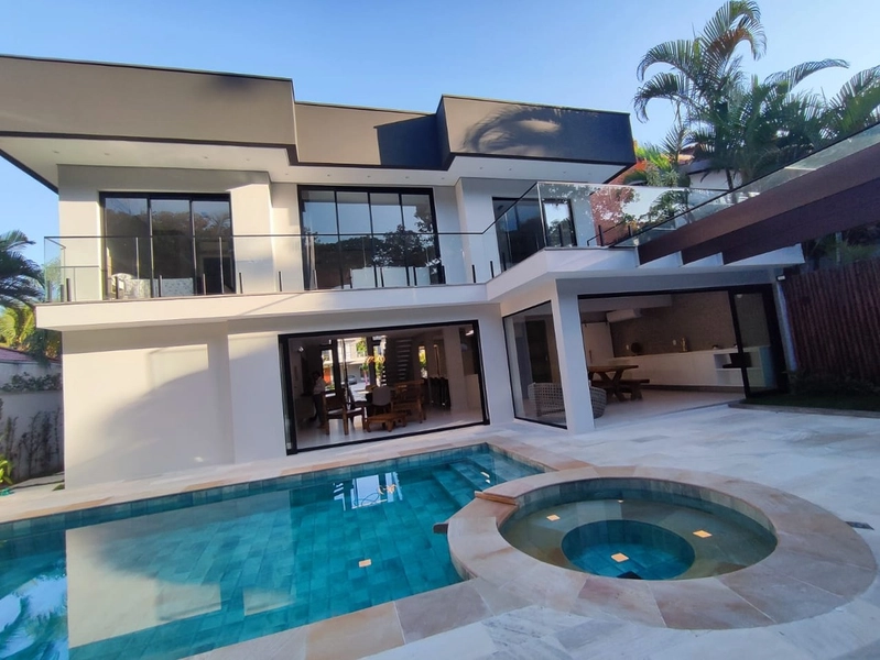 Casa à venda na Riviera de São Lourenço Módulo 28 Bertioga - Parcela: 2ª foto da galeria de imagens do imóvel