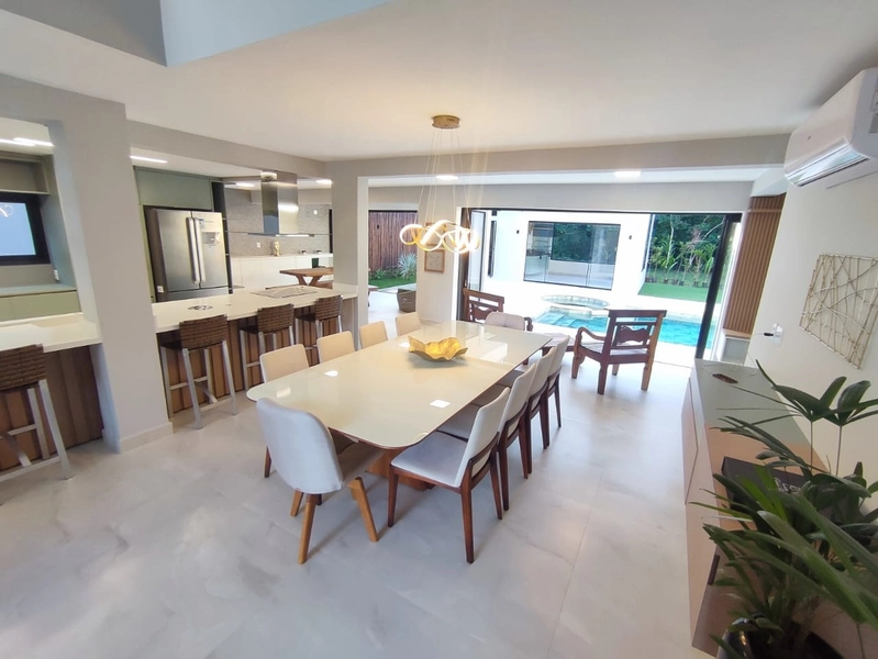 Casa à venda na Riviera de São Lourenço Módulo 28 Bertioga - Parcela: 1ª foto da galeria de imagens do imóvel