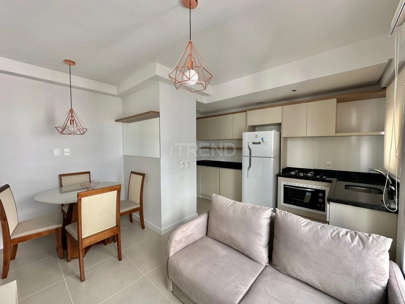 Apartamento Mobiliado e Decorado a poucos metros do mar.: 2ª foto da galeria de imagens do imóvel