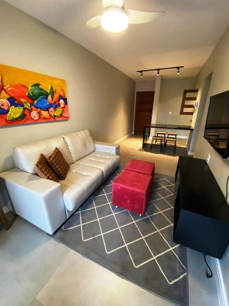 Amplo 1 dormitório no centro, mobiliado e decorado