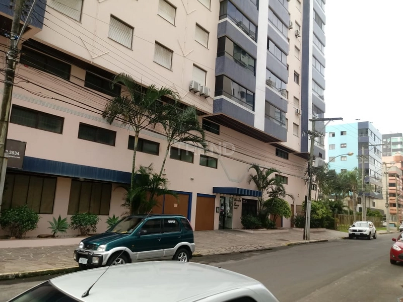 Apartamento de 2 dormitórios no centro.: 2ª foto da galeria de imagens do imóvel