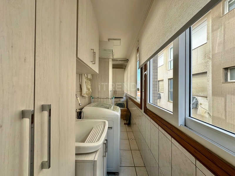 APARTAMENTO À VENDA COM VISTA PARA MAR APENAS UM APTO POR ANDAR: 11ª foto da galeria de imagens do imóvel