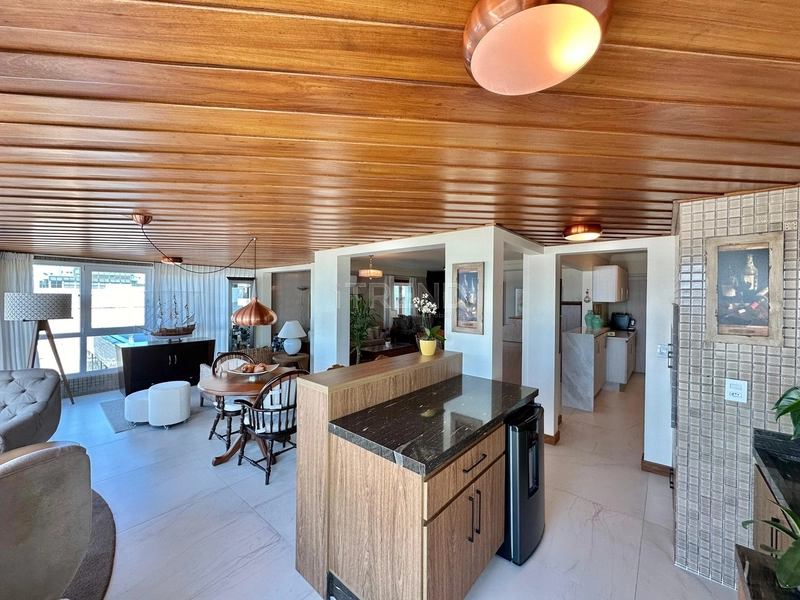 APARTAMENTO À VENDA COM VISTA PARA MAR APENAS UM APTO POR ANDAR: 13ª foto da galeria de imagens do imóvel