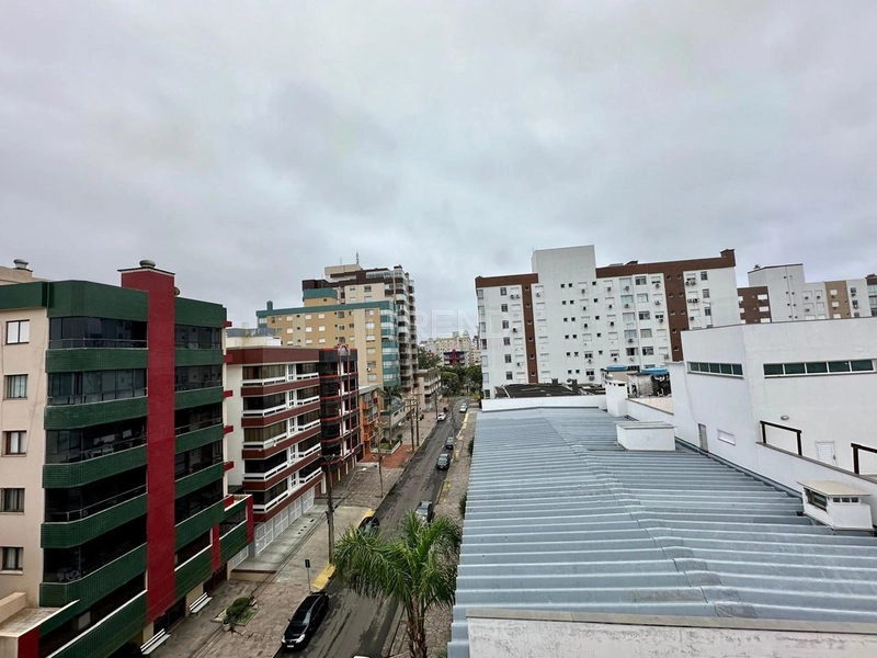 APENAS UMA QUADRA DO MAR NO CENTRO: 25ª foto da galeria de imagens do imóvel